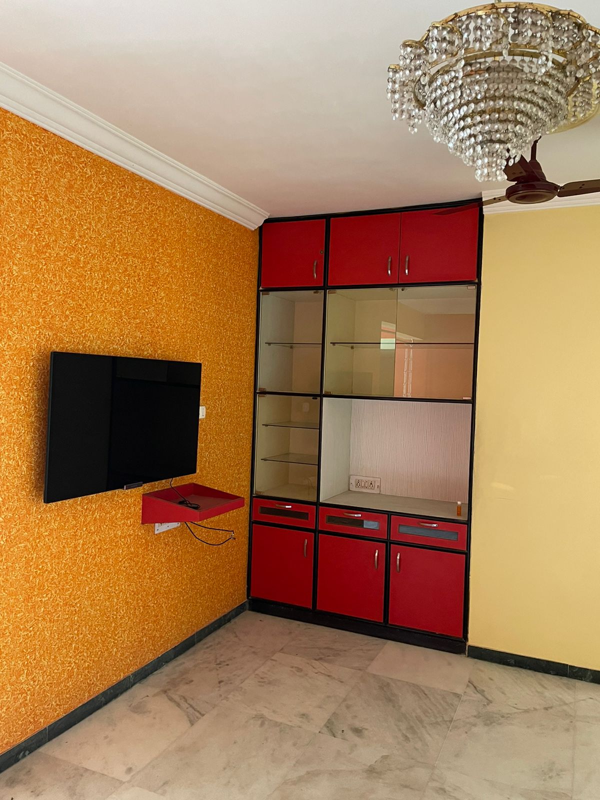 3 BHK 200 Sq. Yrd. Residential Flat / Appartment for Sell in Bodakdev Ahmedabad - Media 7