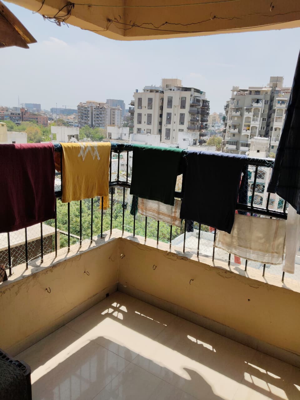 2 BHK 120 Sq. Yrd. Residential Flat / Appartment for Sell in Vastrapur Ahmedabad - Media 9