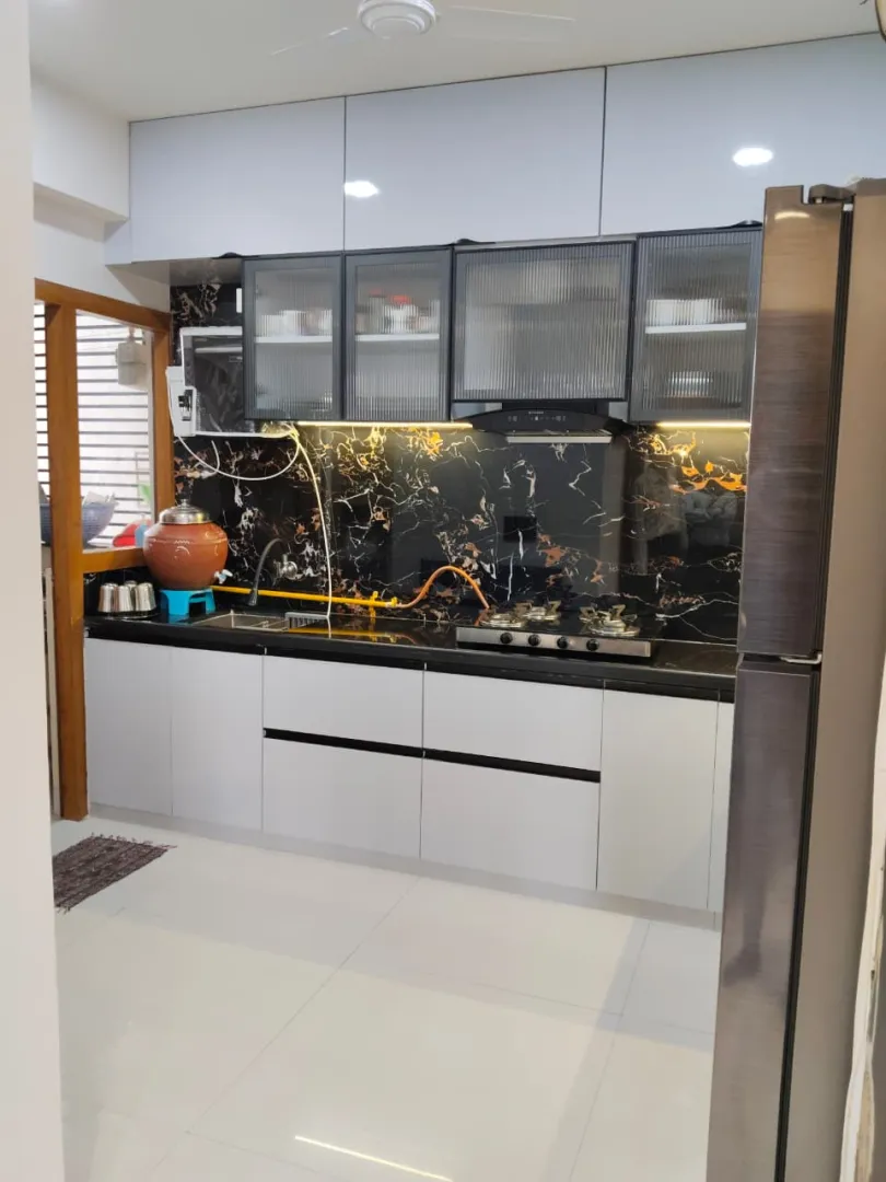 3 BHK 2164 Sq. Ft. Residential Flat / Appartment for Sell in Prahladnagar Ahmedabad - Media 17