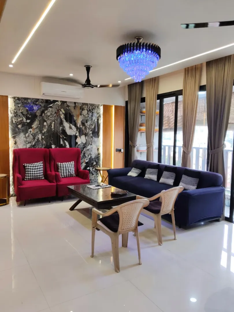 3 BHK 2164 Sq. Ft. Residential Flat / Appartment for Sell in Prahladnagar Ahmedabad - Media 18