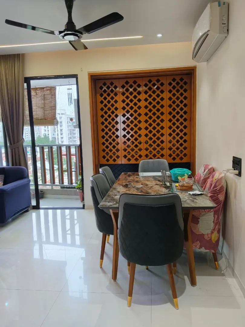 3 BHK 2164 Sq. Ft. Residential Flat / Appartment for Sell in Prahladnagar Ahmedabad - Media 16